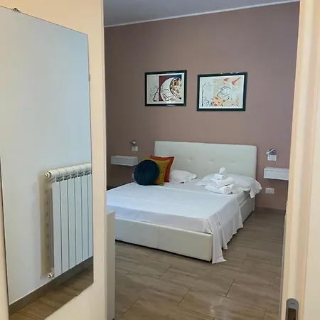 Juna's 4* Rome