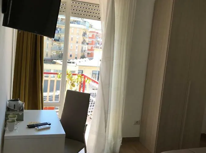 בית הארחה Juna's רומא