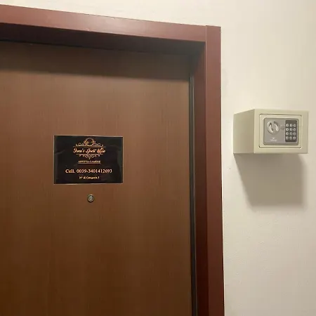 Affittacamere Juna's Roma