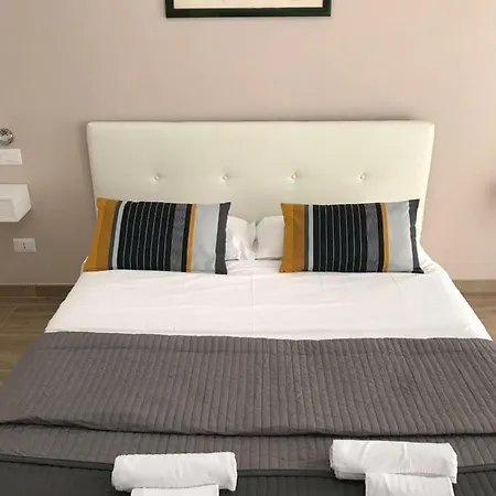 Juna's Affittacamere 4*