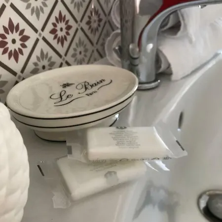 ゲストハウス Juna's 4*